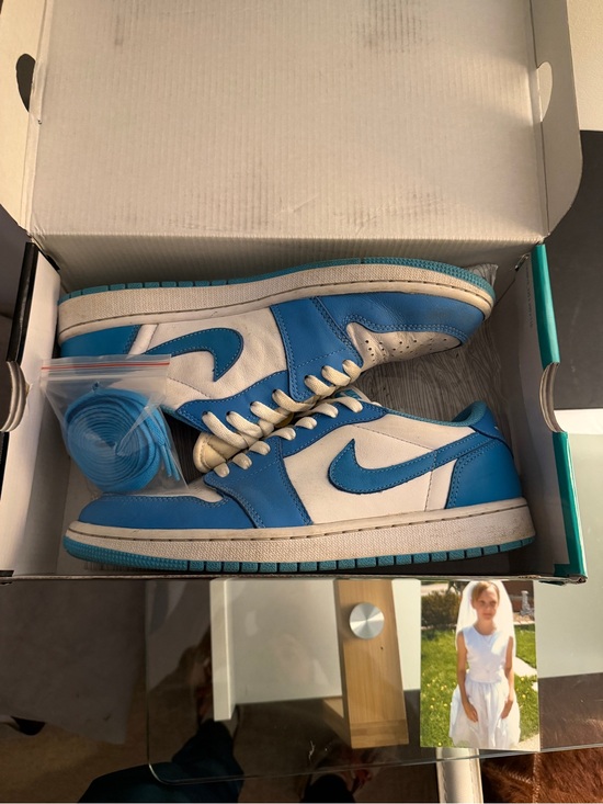 Jordan 1 SB UNC main image 4